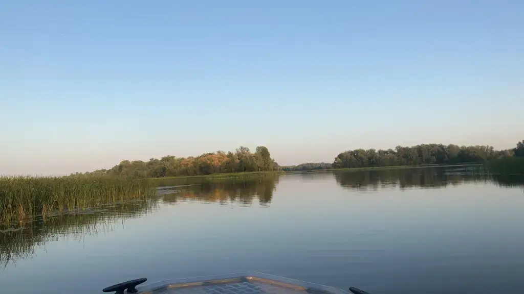 Волга (протока Старая Волга)